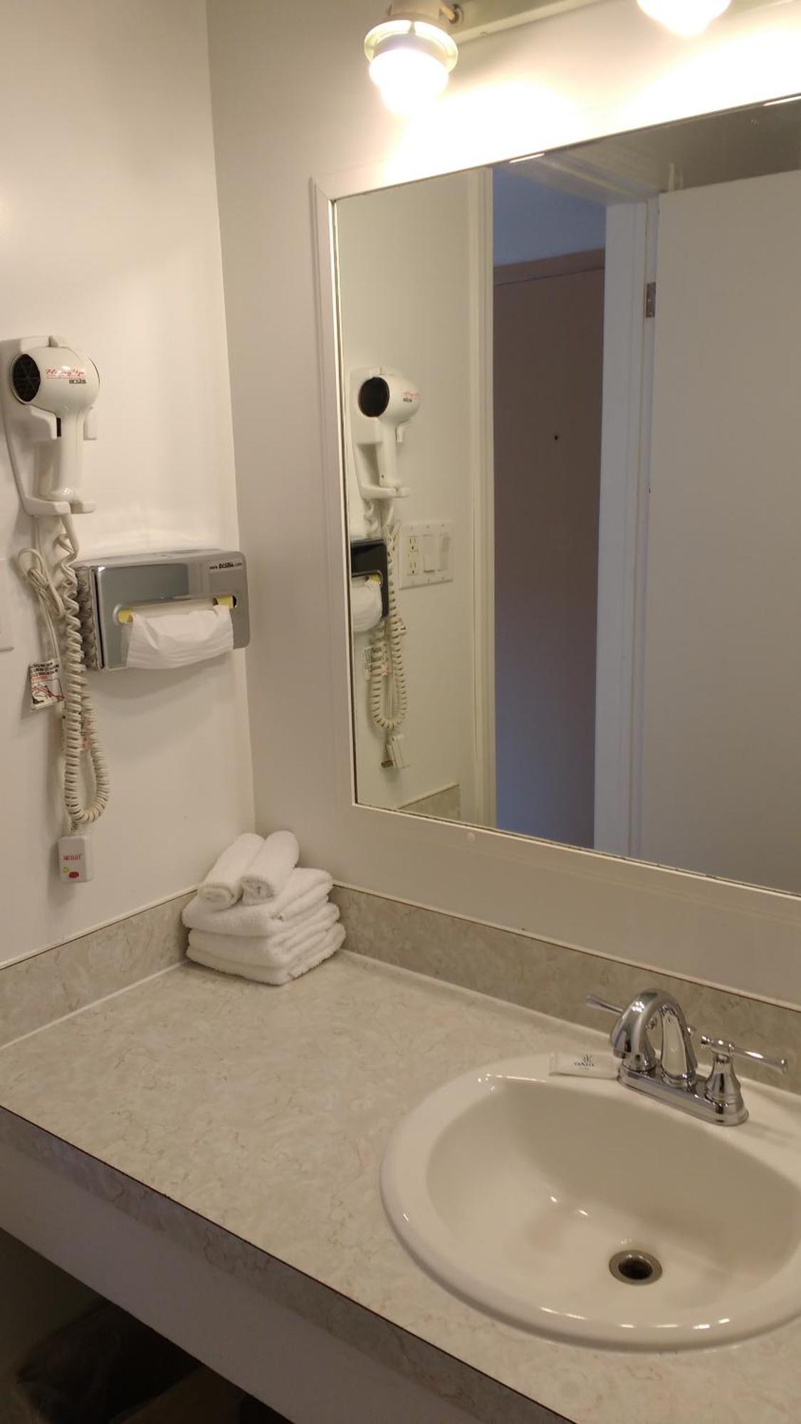Travel Hotel 2*